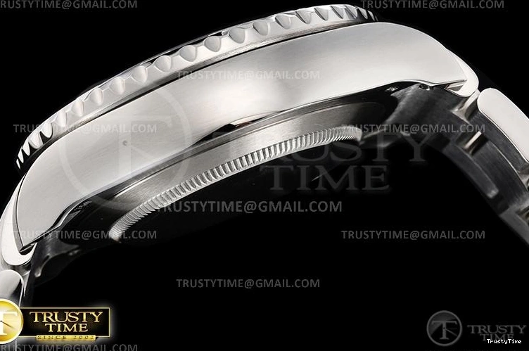 0109 ROLYM184A – YachtMaster SmartChoice 1079